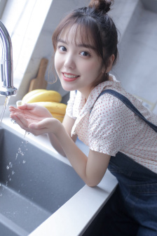 好看的冰丝美女图片